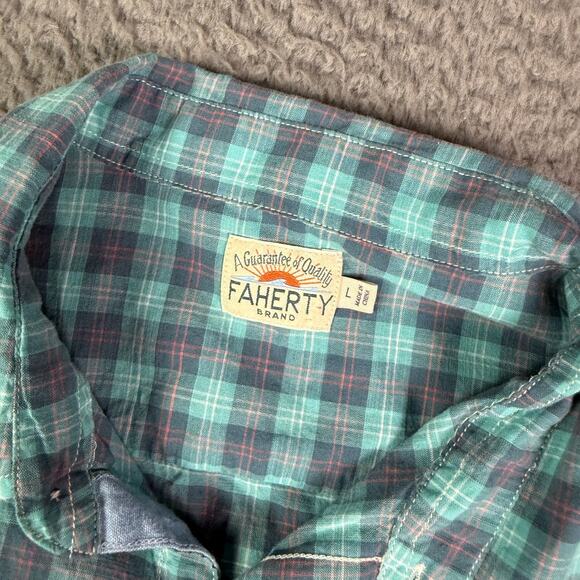 Faherty The Movement Shirt Mens Large Blue Plaid Casual Button Up Cotton - Picture 3 of 9